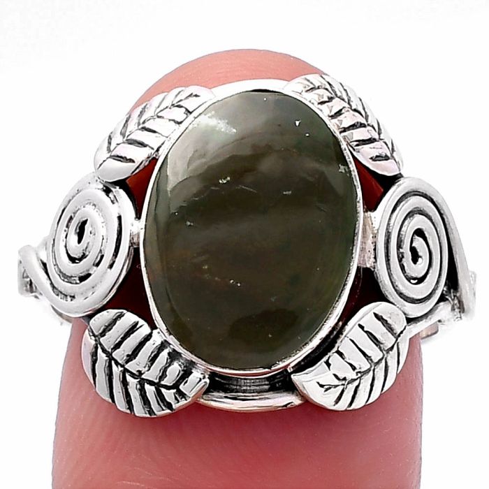 Chrome Chalcedony Ring size-8 SDR223828 R-1352, 9x13 mm