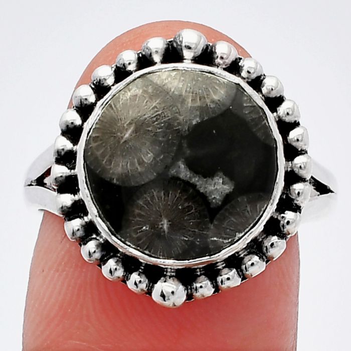 Black Flower Fossil Coral Ring size-8 SDR225966 R-1154, 12x12 mm