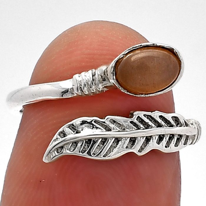 Adjustable Feather - Sunstone Ring size-6 SDR226771 R-1496, 4x6 mm