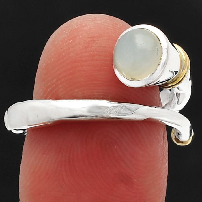 Srilankan Moonstone Ring size-7 SDR227052 R-1248, 6x6 mm