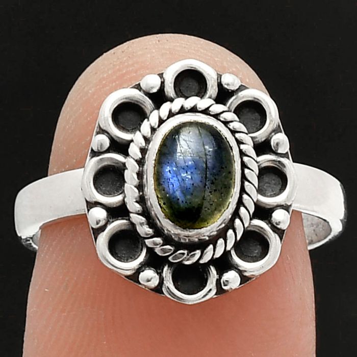 Blue Fire Labradorite Ring size-8 SDR227317 R-1256, 5x7 mm