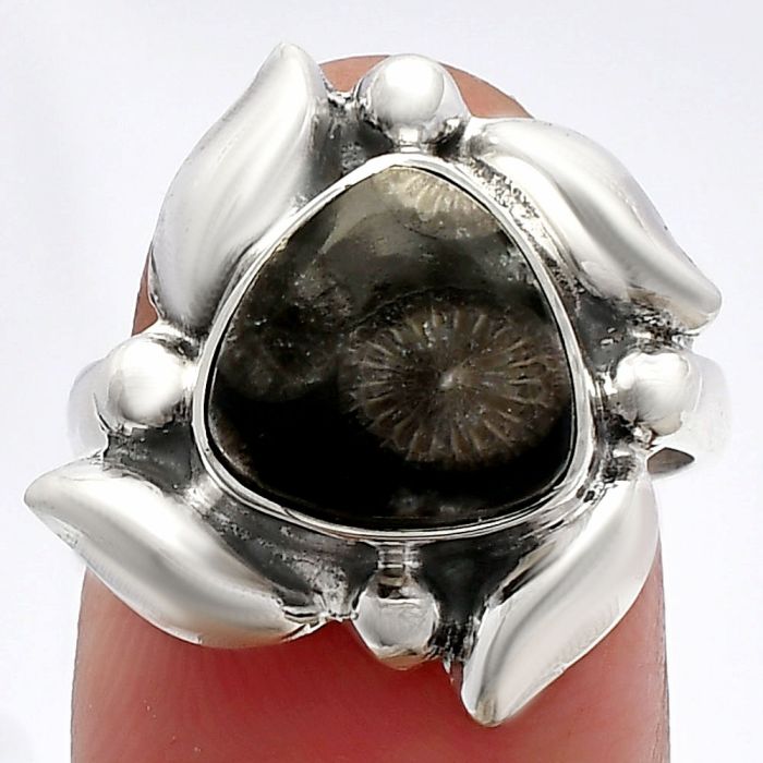 Black Flower Fossil Coral Ring size-7 SDR229592 R-1125, 10x10 mm