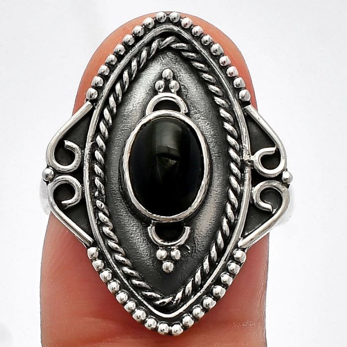 Black Onyx Ring size-7.5 SDR230225 R-1557, 6x8 mm