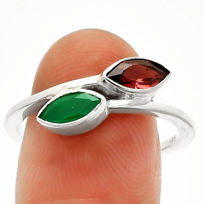 Green Onyx and Garnet Ring size-9 SDR232197 R-1235, 4x8 mm