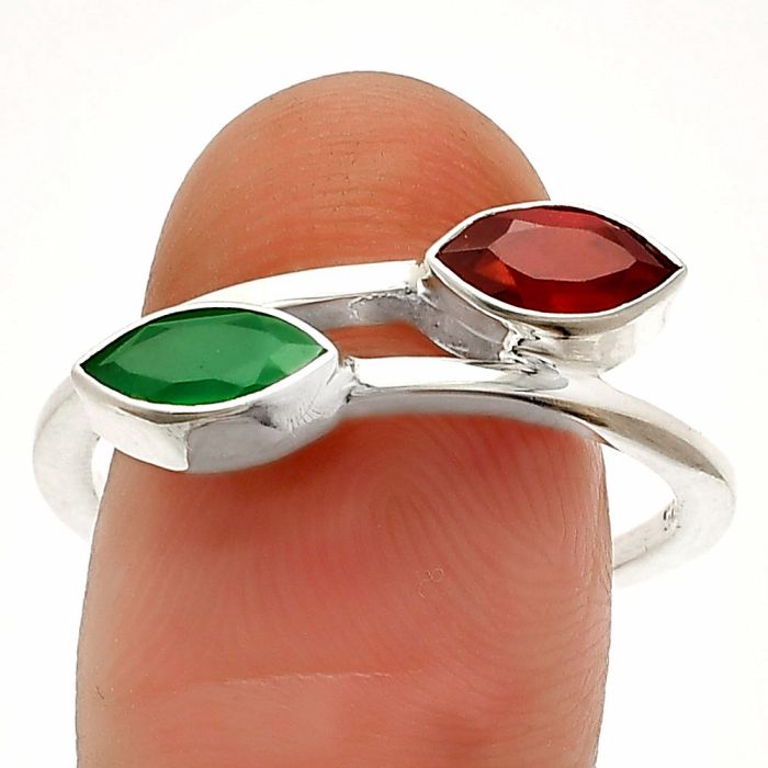 Green Onyx and Garnet Ring size-9.5 SDR232198 R-1235, 4x8 mm