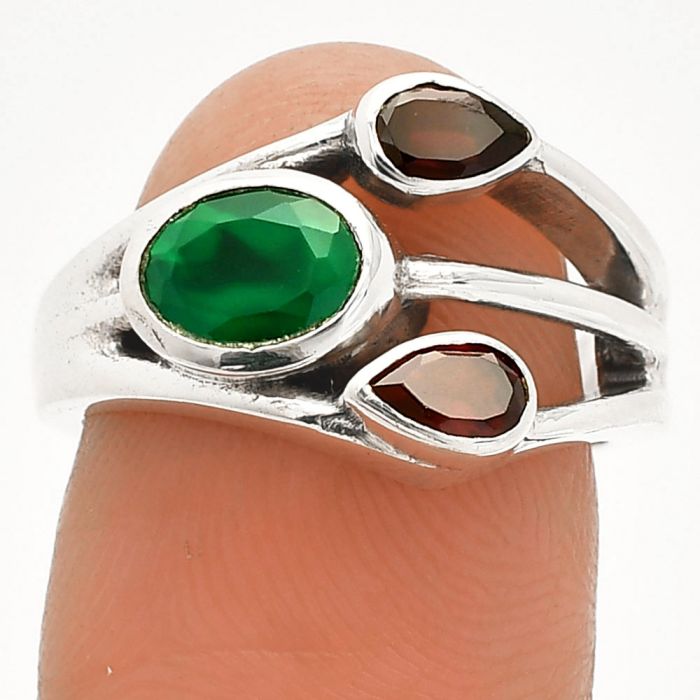 Green Onyx and Garnet Ring size-6 SDR233177 R-1024, 7x5 mm