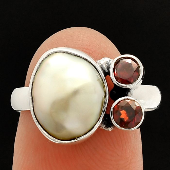 Natural Fresh Water Biwa Pearl and Garnet Ring size-8.5 SDR234907 R-1122, 10x12 mm