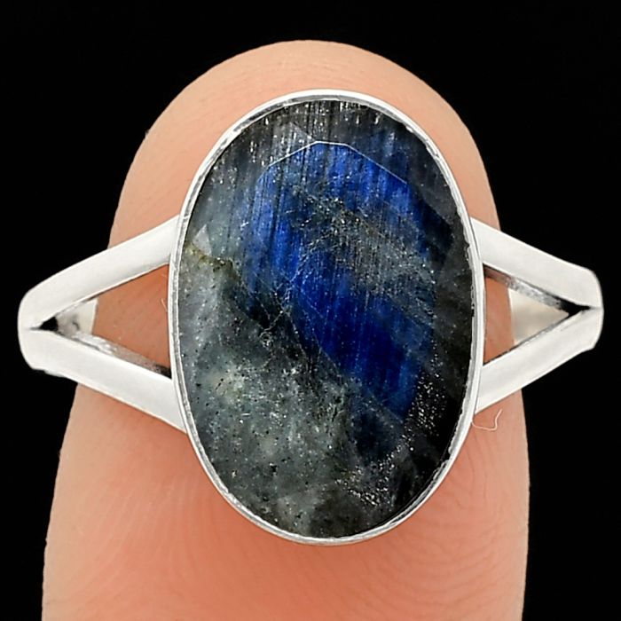 Faceted Blue Fire Labradorite Ring size-9.5 SDR235904 R-1002, 10x15 mm