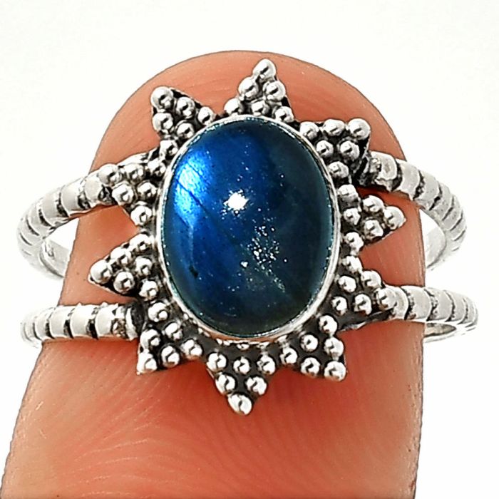 Blue Labradorite Ring size-7 SDR237228 R-1095, 7x9 mm