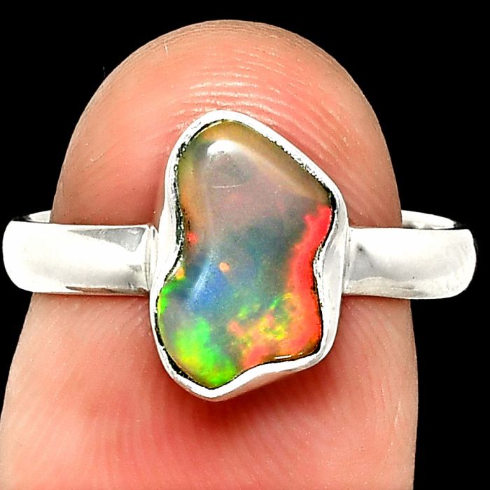 Ethiopian Opal Rough Ring size-7.5 SDR237362 R-1001, 7x11 mm