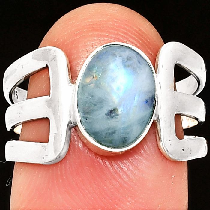 Rainbow Moonstone Ring size-8 SDR237550 R-1162, 7x10 mm