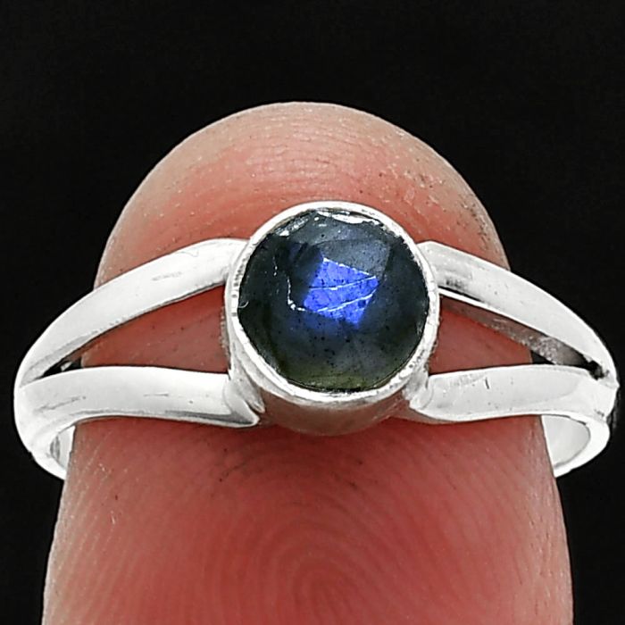 Blue Labradorite Checker Ring size-7.5 SDR238388 R-1505, 6x6 mm