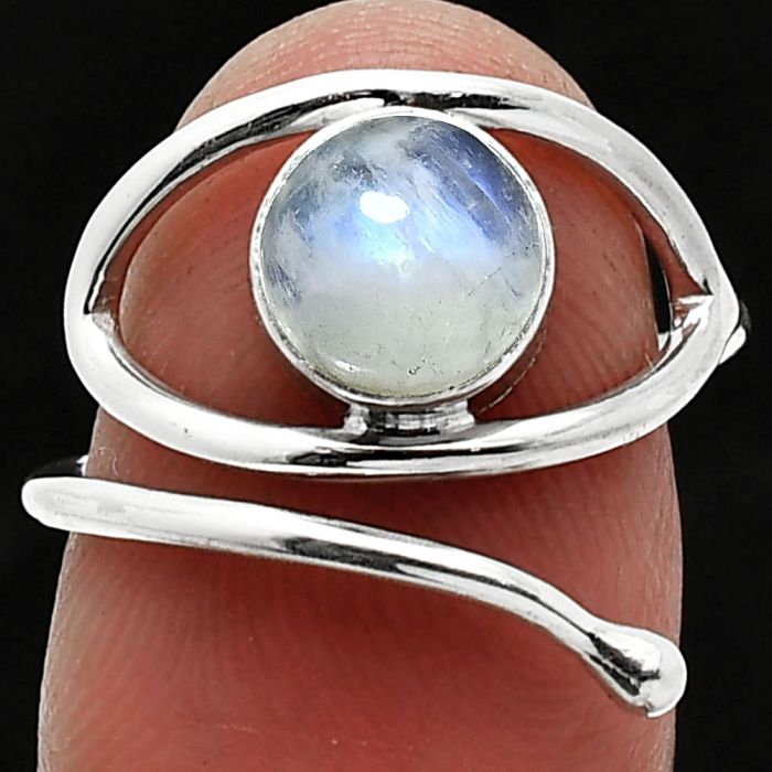 Eye - Rainbow Moonstone Ring size-7 SDR238422 R-1254, 7x7 mm