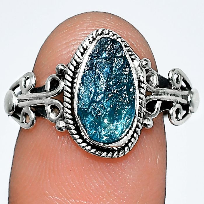 Neon Blue Apatite Rough Ring size-7.5 SDR238600 R-1345, 6x11 mm