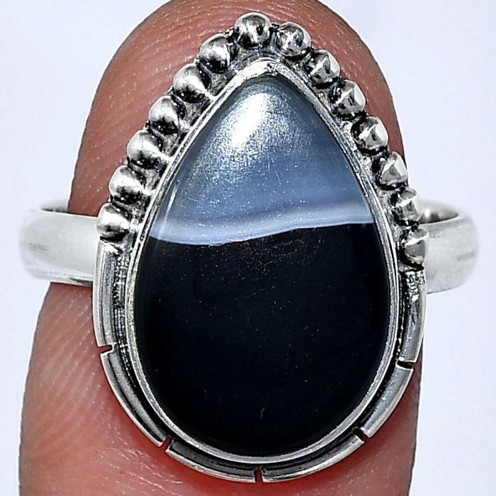 Banded Onyx Ring size-8 SDR239456 R-1151, 11x16 mm