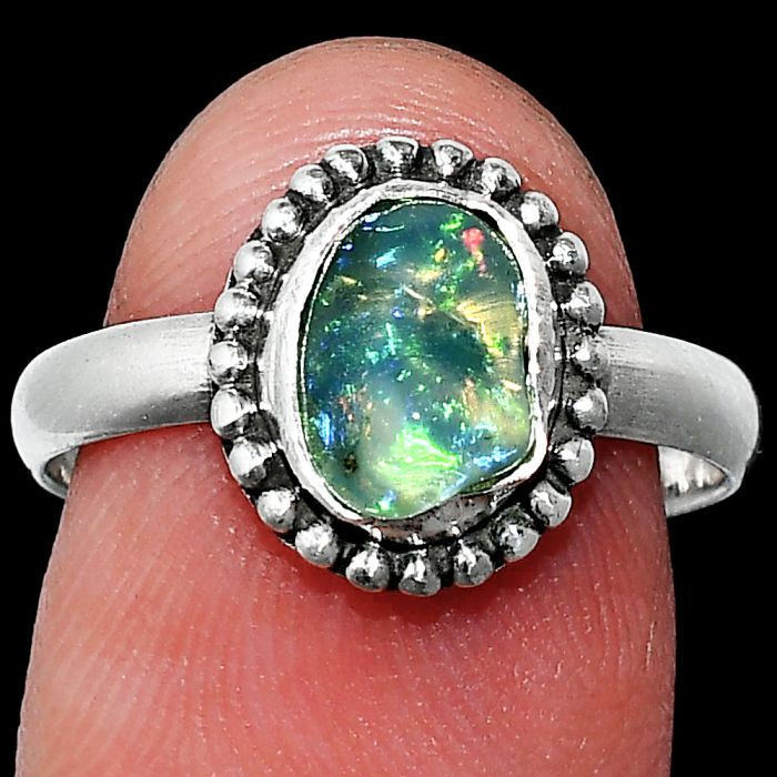 Ethiopian Opal Rough Ring size-8 SDR239619 R-1071, 7x9 mm