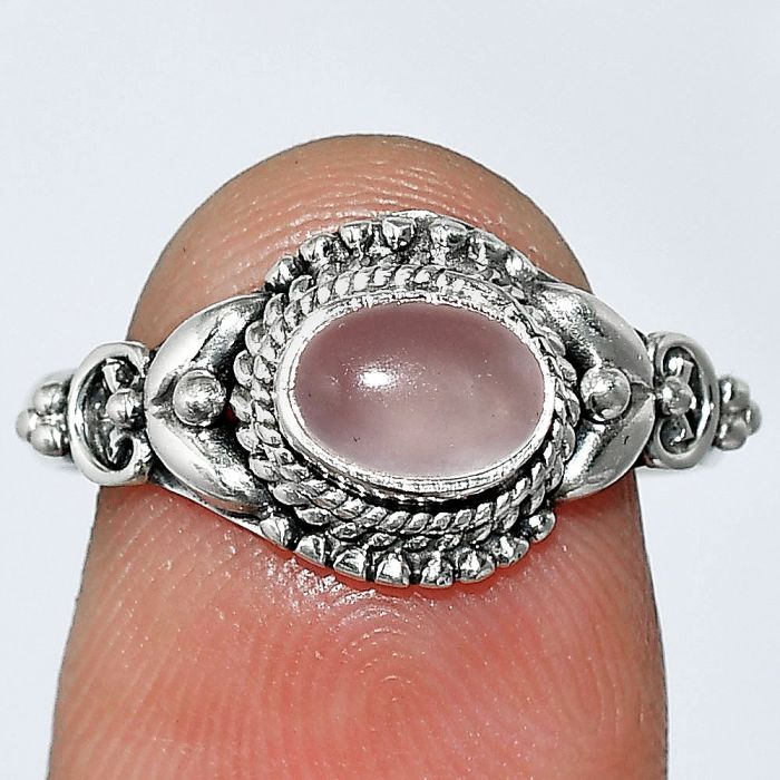 Rose Quartz Ring size-8 SDR239865 R-1286, 7x5 mm