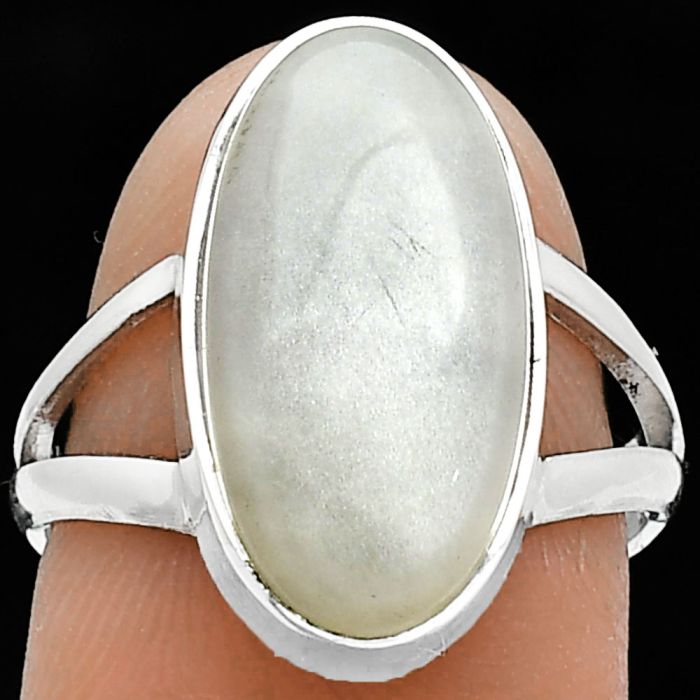 Srilankan Moonstone Ring size-7 SDR240254 R-1002, 9x18 mm