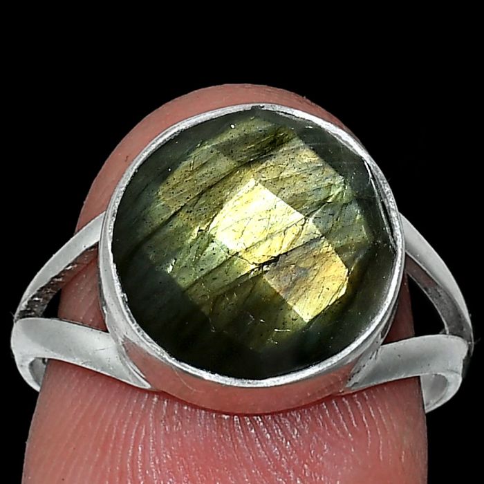 Spectrolite Labradorite Checker Ring size-7.5 SDR240379 R-1002, 12x12 mm