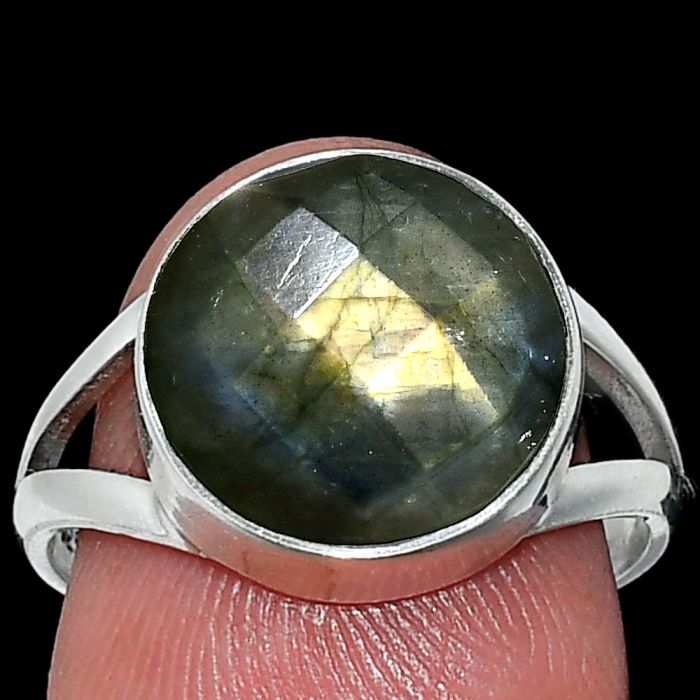 Spectrolite Labradorite Checker Ring size-7.5 SDR240387 R-1002, 12x12 mm