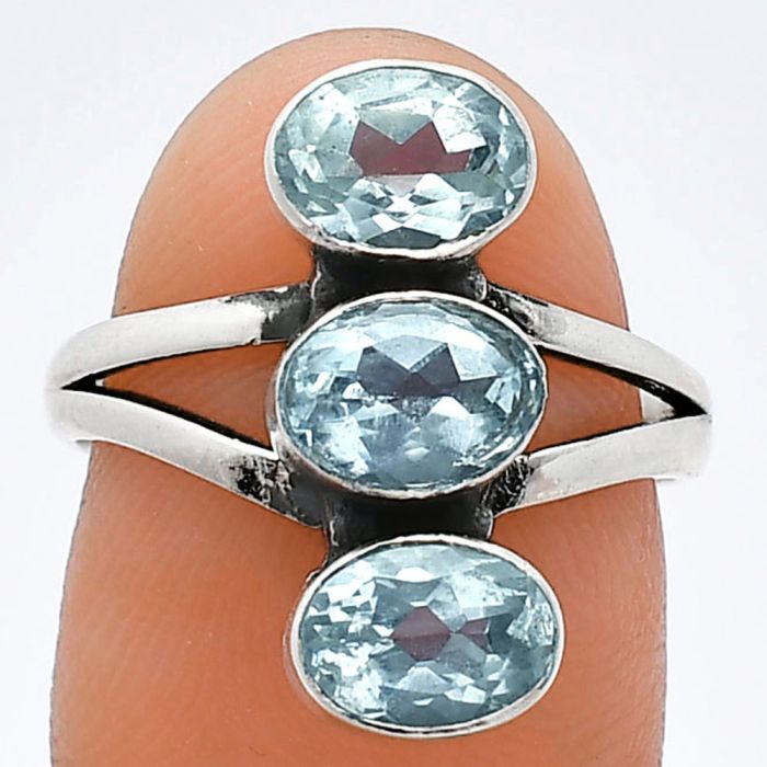 Sky Blue Topaz Ring size-7.5 SDR240878 R-1263, 7x5 mm