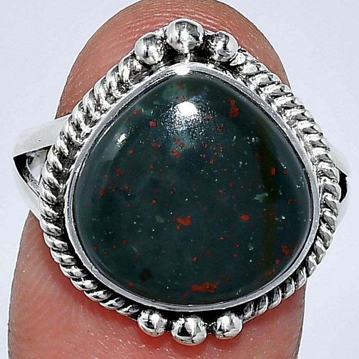 Blood Stone Ring size-8.5 SDR241075 R-1253, 14x14 mm