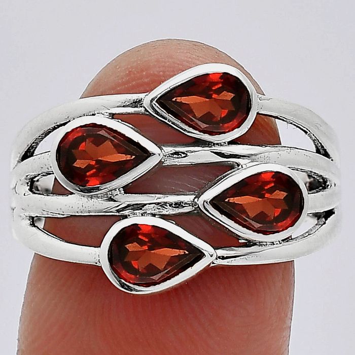 Hessonite Garnet Ring size-8 SDR241584 R-1030, 4x6 mm