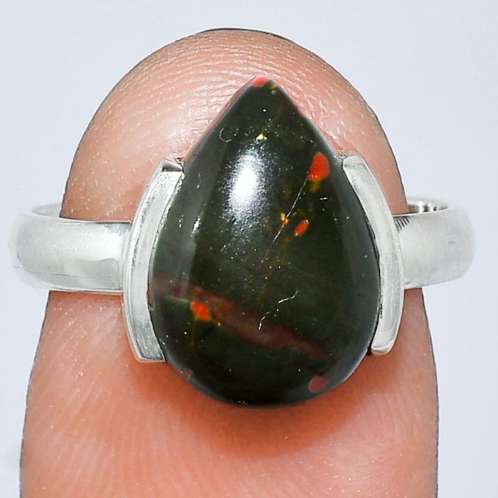 Blood Stone Ring size-7 SDR241667 R-1173, 9x13 mm