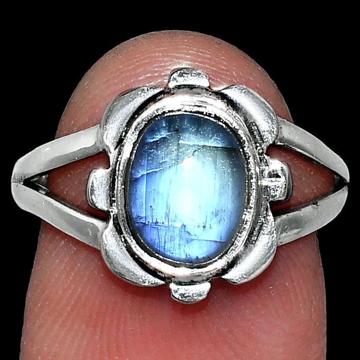 Rainbow Moonstone Ring size-7 SDR241721 R-1342, 7x9 mm