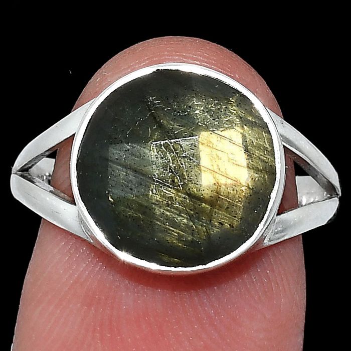 Spectrolite Labradorite Checker Ring size-8.5 SDR241728 R-1002, 12x12 mm