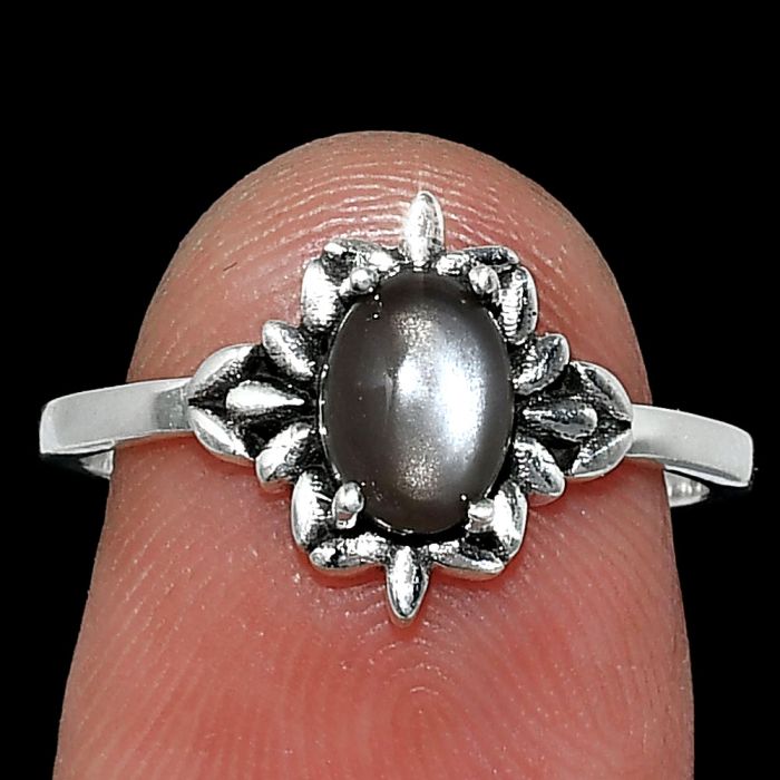 Gray Moonstone Ring size-7 SDR241757 R-1721, 7x5 mm