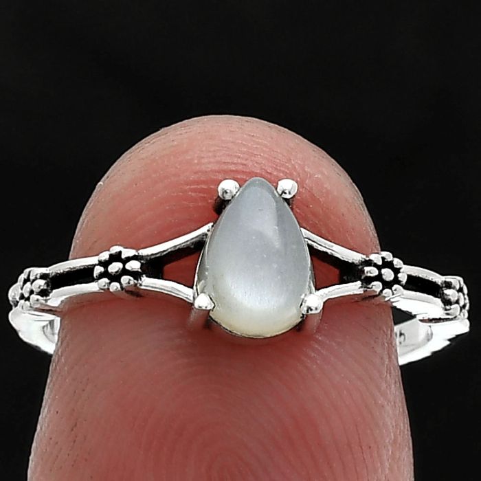 Srilankan Moonstone Ring size-7 SDR241882 R-1720, 7x5 mm