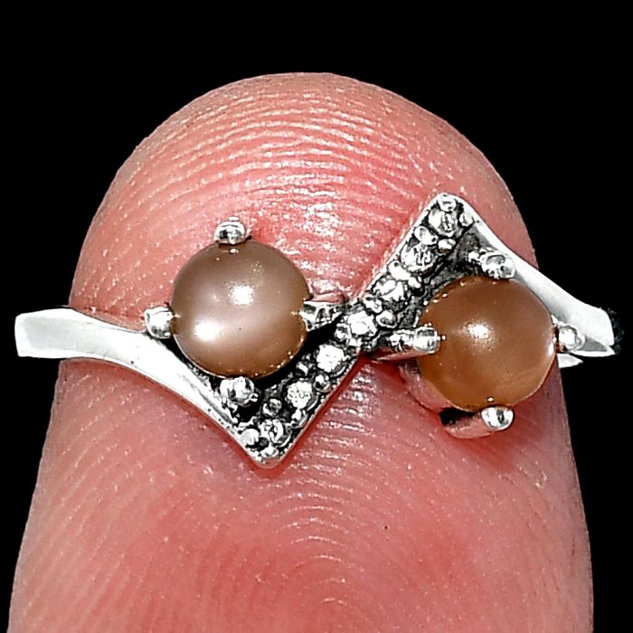 Peach Moonstone Ring size-5 SDR241919 R-1184, 4x4 mm