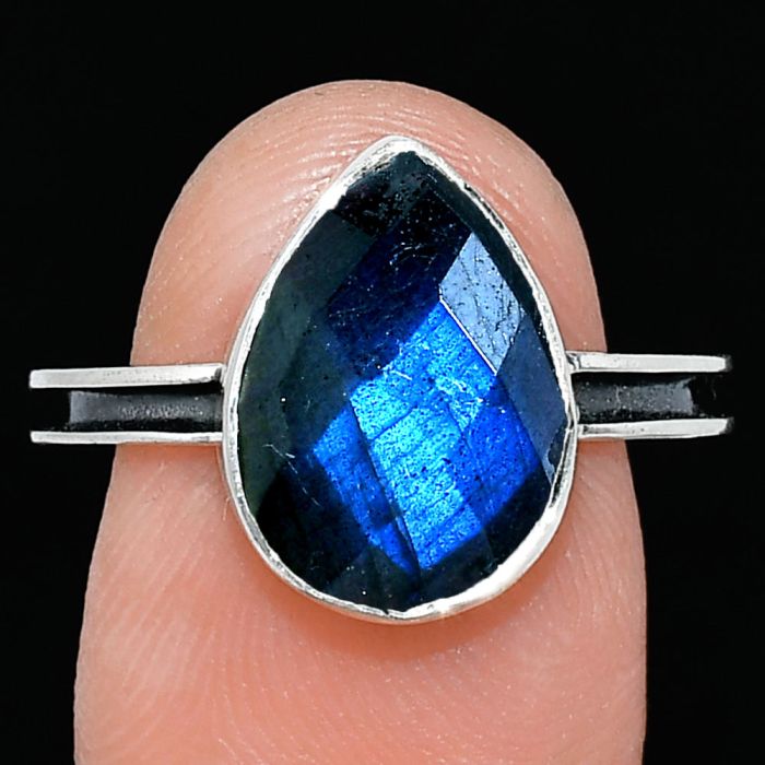 Blue Labradorite Checker Ring size-8.5 SDR242005 R-1056, 10x14 mm