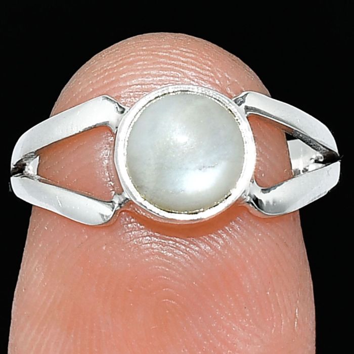 Srilankan Moonstone Ring size-6 SDR242109 R-1505, 7x7 mm