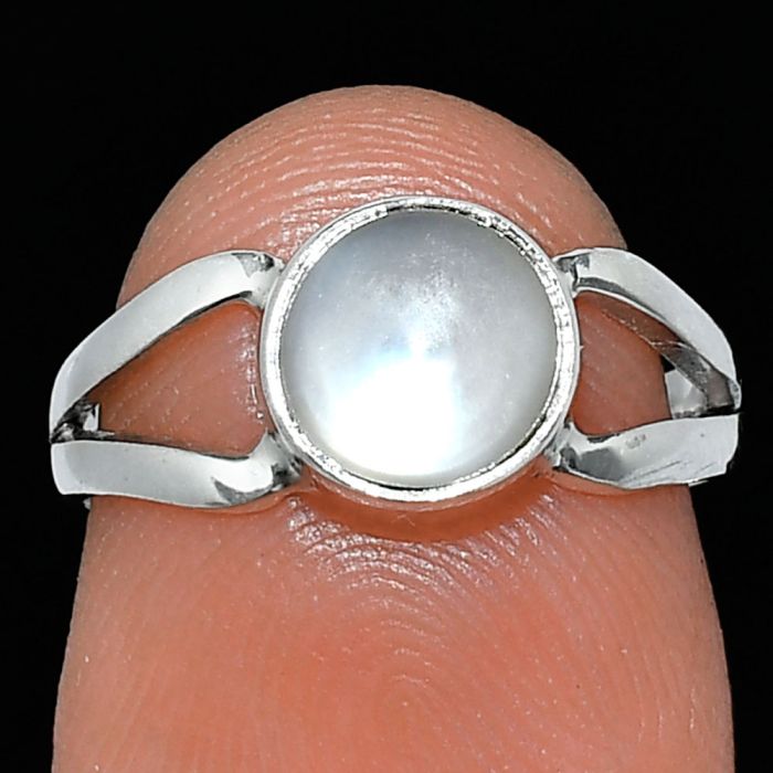 Srilankan Moonstone Ring size-5 SDR242110 R-1505, 7x7 mm