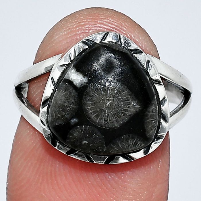 Black Flower Fossil Coral Ring size-7 SDR242440 R-1074, 12x12 mm