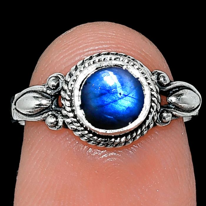 Blue Fire Labradorite Ring size-6 SDR242521 R-1345, 6x6 mm