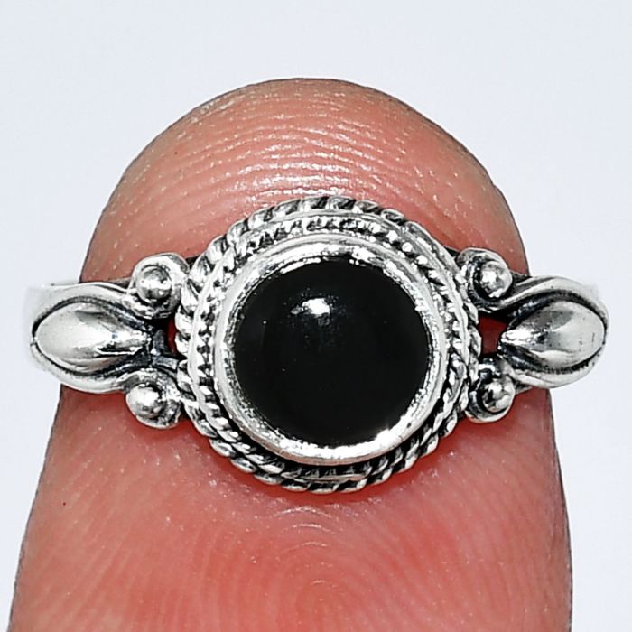 Black Onyx Ring size-6 SDR242536 R-1345, 6x6 mm