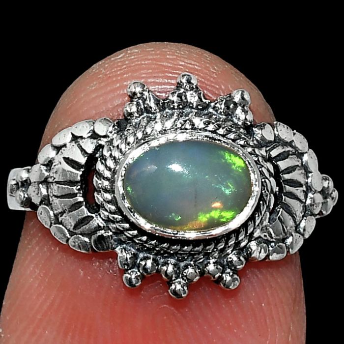 Ethiopian Opal Ring size-6 SDR242680 R-1726, 7x5 mm