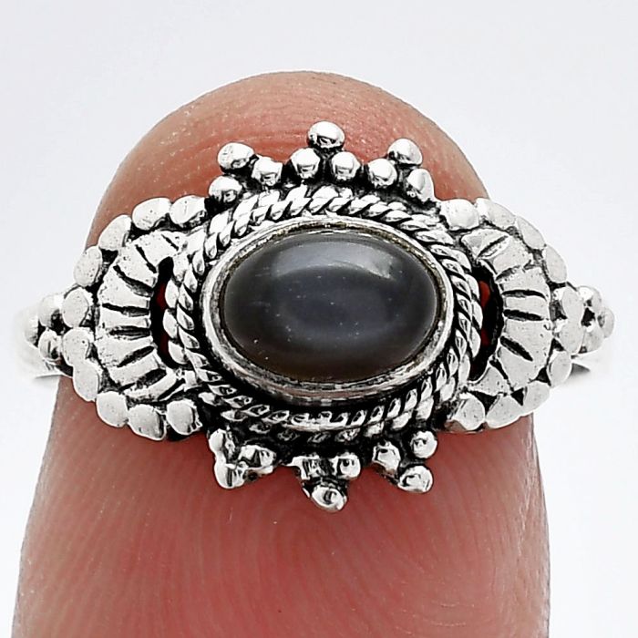 Gray Moonstone Ring size-8 SDR242710 R-1726, 7x5 mm