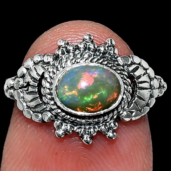 Ethiopian Opal Ring size-6 SDR242721 R-1726, 7x5 mm