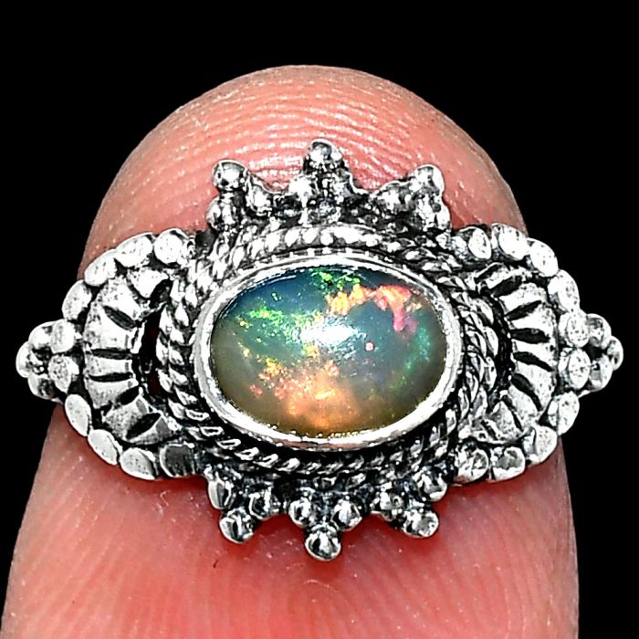 Ethiopian Opal Ring size-5 SDR242722 R-1726, 7x5 mm