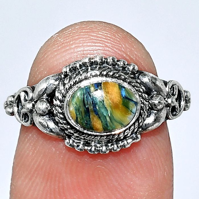 Spiny Oyster Turquoise Ring size-6 SDR242750 R-1286, 7x5 mm