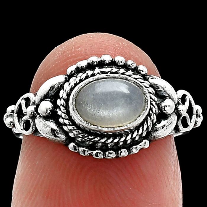 Gray Moonstone Ring size-6 SDR242766 R-1286, 7x5 mm