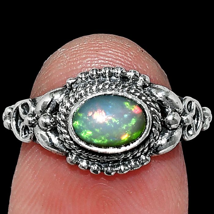 Ethiopian Opal Ring size-6.5 SDR242777 R-1286, 7x5 mm