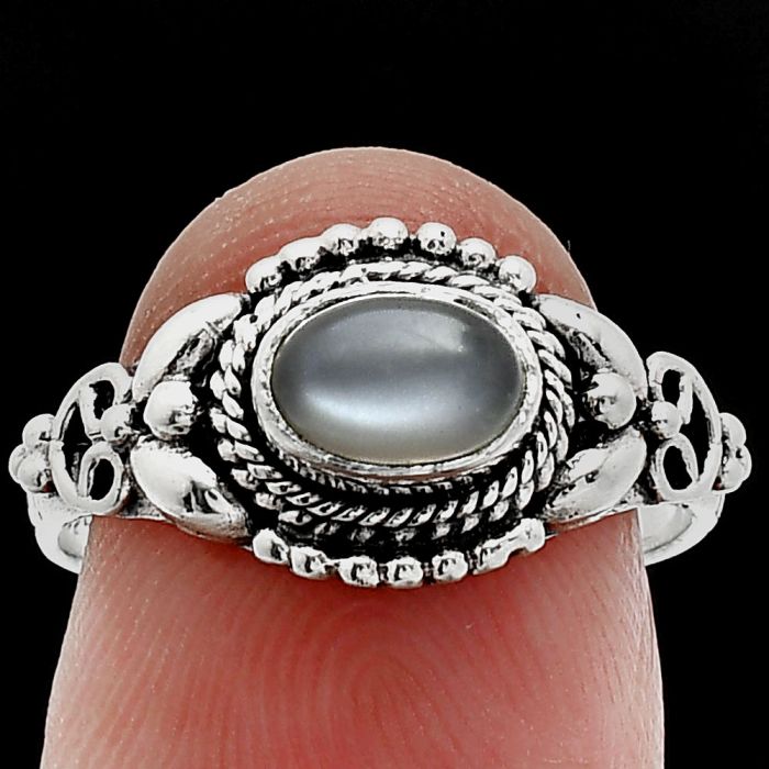 Gray Moonstone Ring size-7 SDR242806 R-1286, 7x5 mm