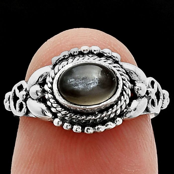 Gray Moonstone Ring size-5 SDR242807 R-1286, 7x5 mm