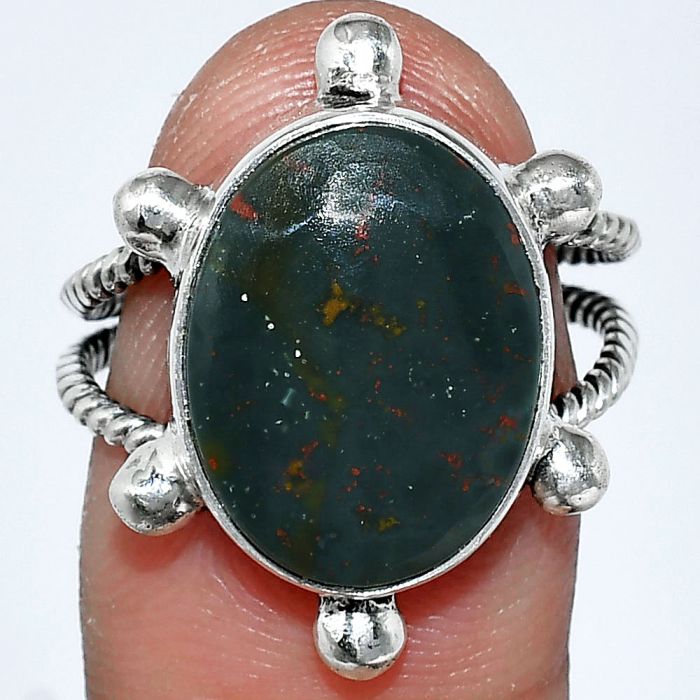 Blood Stone Ring size-8 SDR242924 R-1268, 12x16 mm