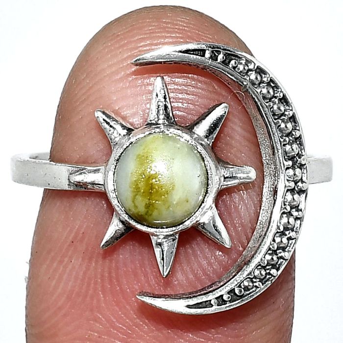 Adjustable Star Moon - Natural Serpentine Ring size-8.5 SDR243019 R-1015, 6x6 mm